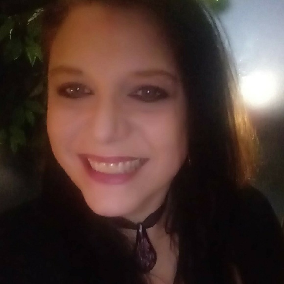 Meet your Posher, KaRon - Picture 2 of 7